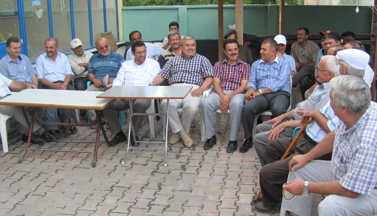 AK Parti Konya İl Teşkilatı\'nın Belde Ziyaretleri Sürüyor