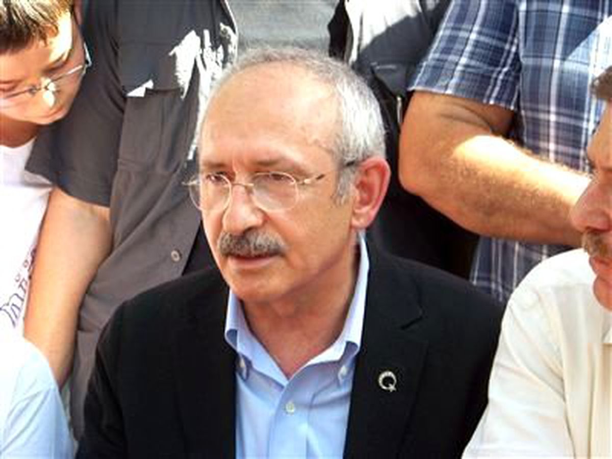 CHP Lideri Kemal Kılıçdaroğlu Mersin\'de
