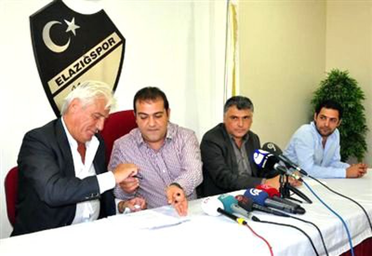 Elazığspor ile Sanica Boru Arasında İsim Hakkı Sözleşmesi İmzalandı