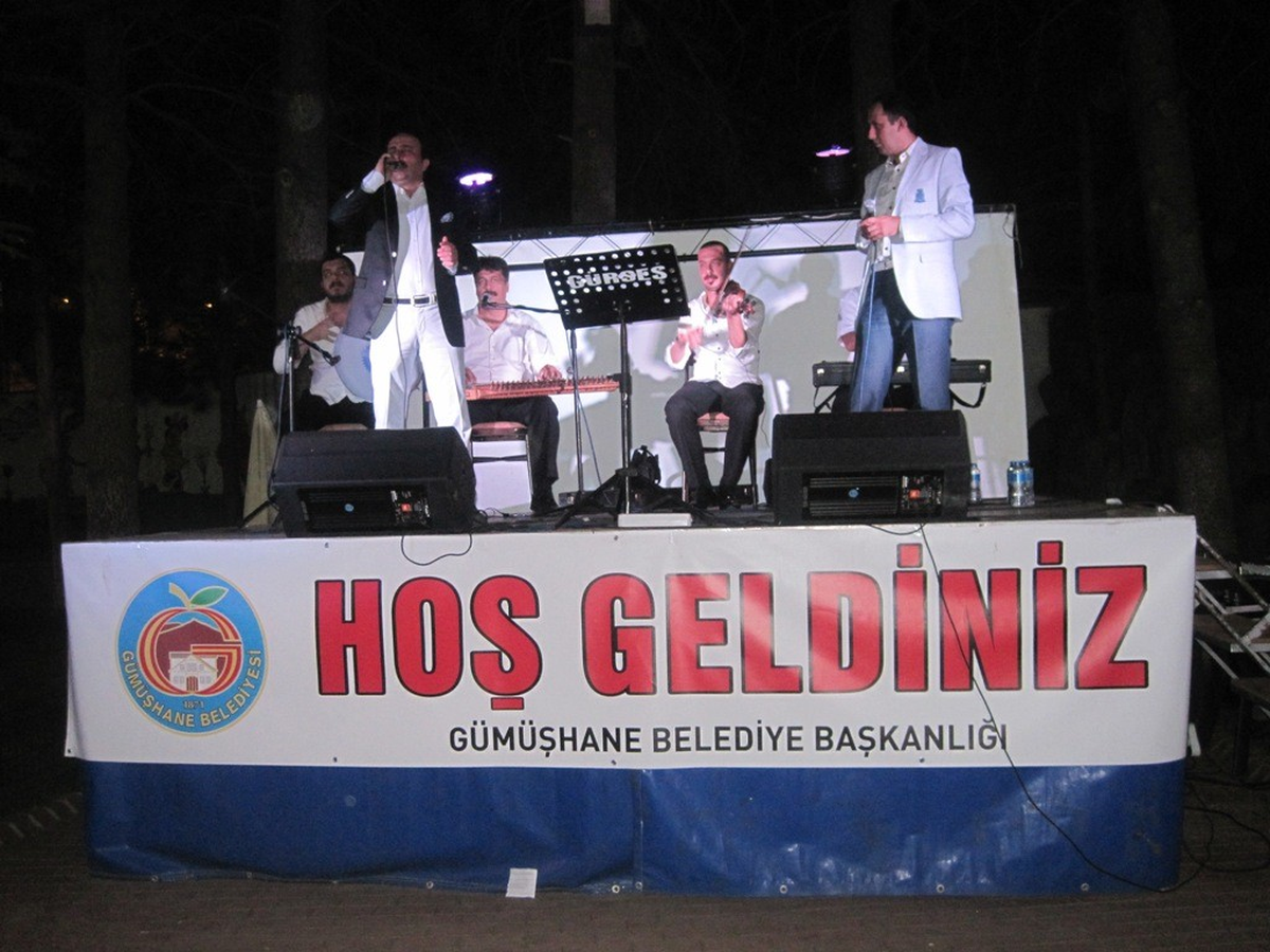 Gümüşhane Belediyesinin Tasavvuf Müziği Konseri Yoğun İlgi Gördü