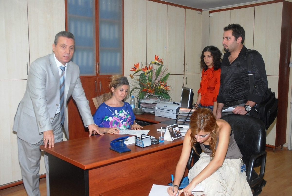 Konak Belediyesi'nden Ruhsat Alımı Uyarısı