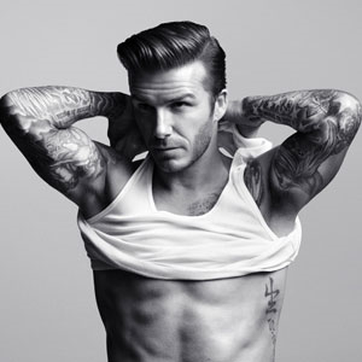 Seksi Beckham Kayalıklar Üstünde