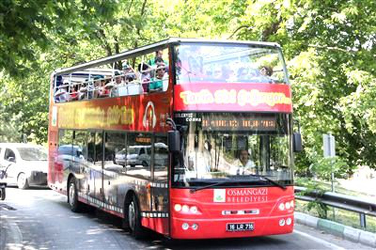 Turistler ve Bursalılar Londra Usulü Otobüsü Sevdi