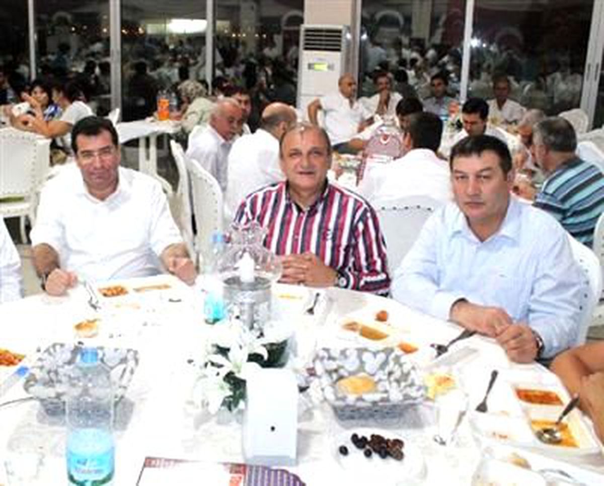 Vural: "Ülkemize Müdahale Etmek İsteyenlere Karşı Dimdik Ayaktayız"