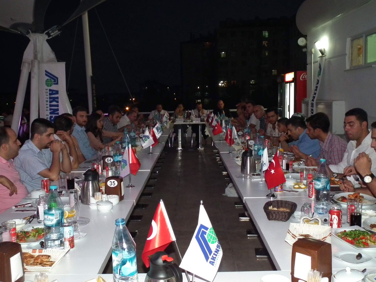 Akınsoft Konya Çözüm Ortaklarıyla İftarda Buluştu