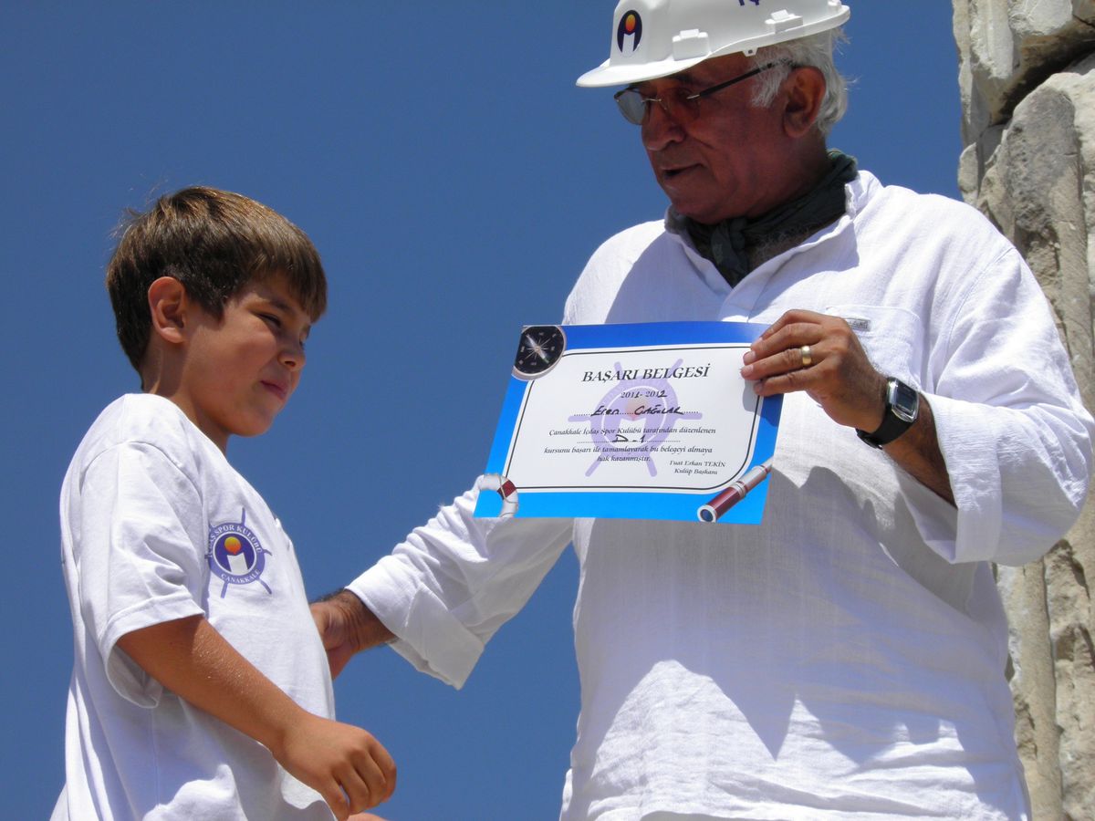 Apollon Tapınağında Ödül Töreni