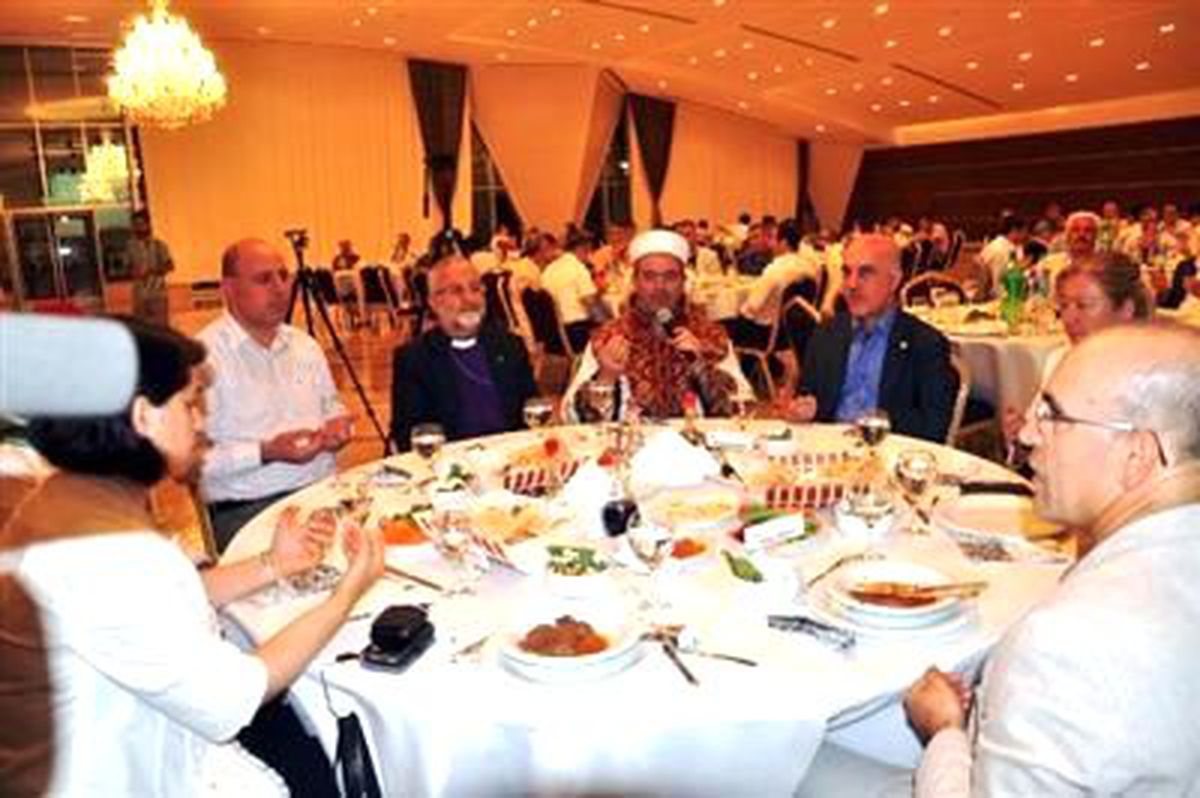 "Etrafımızdaki Gelişmelere Bakıp Kötümserliğe Düşmeyelim"