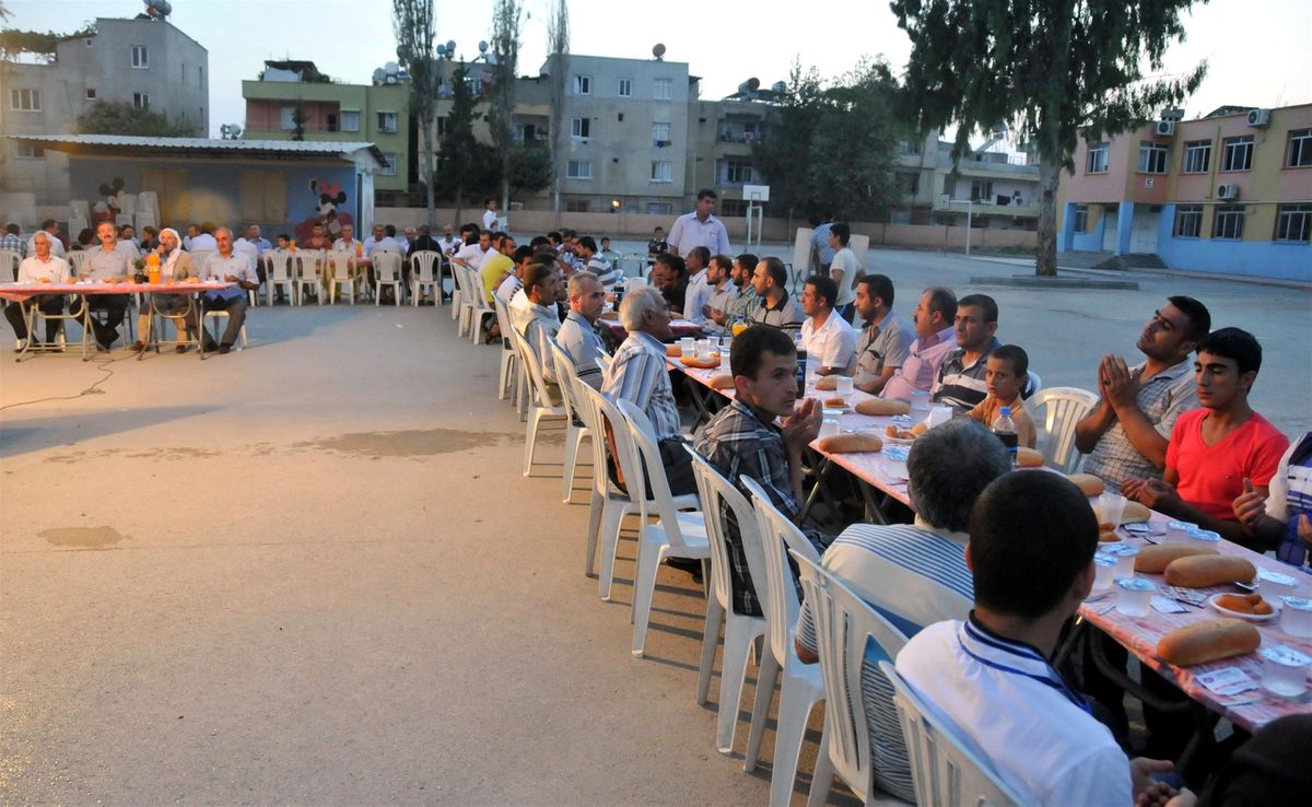 Başkan Türk Halk İftarlarına Katıldı