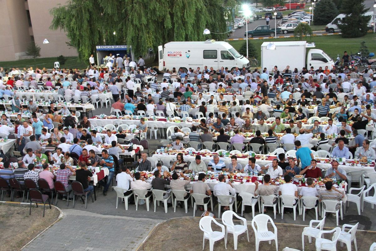 Belediye Personeli İftarda Buluştu