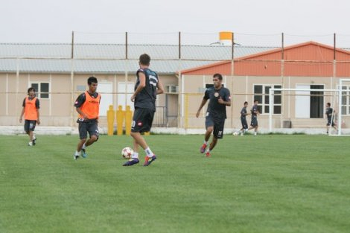 Büyükşehir Belediyespor Kartepe\'de Kamp Yapıyor