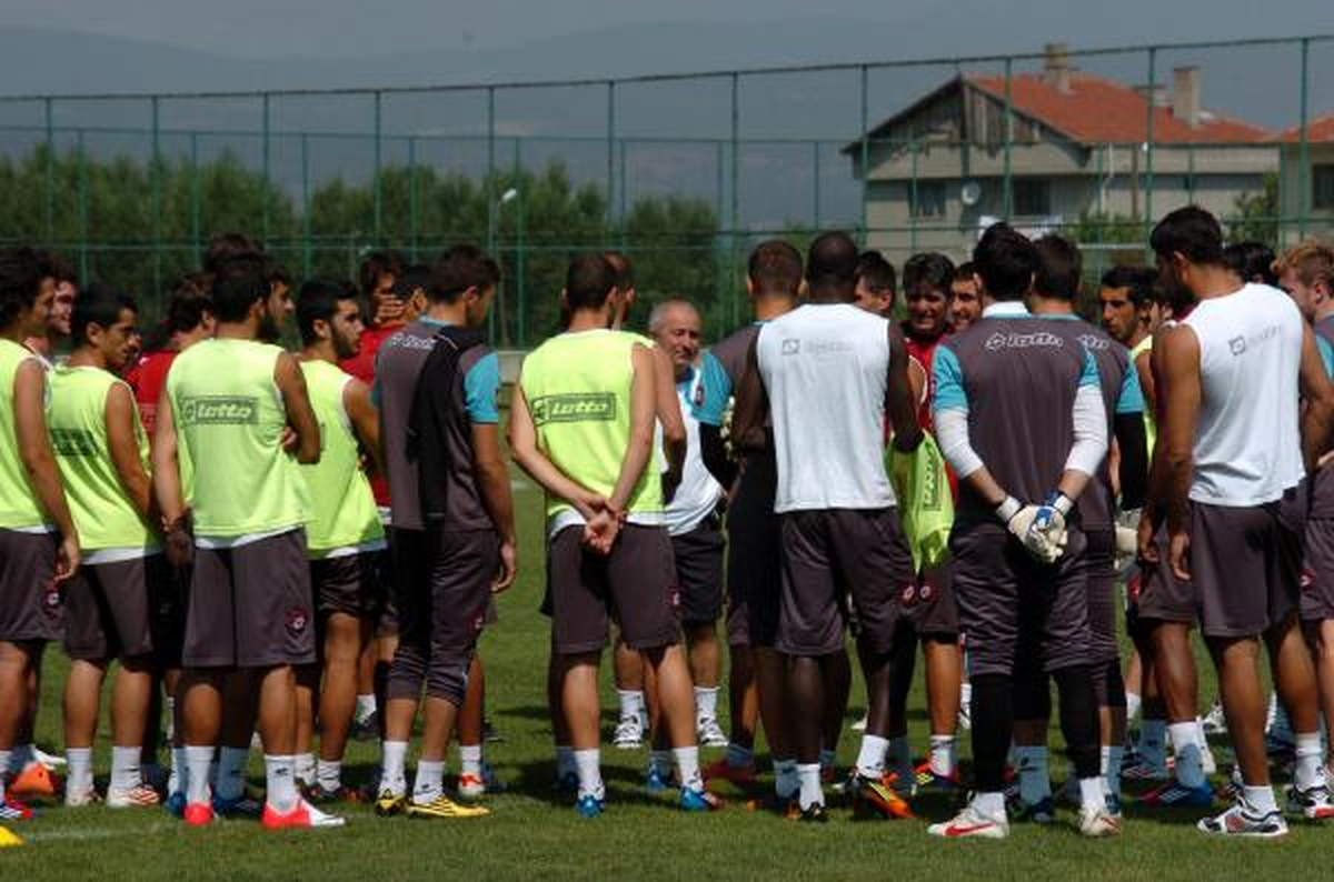 Çaykur Rizespor\'da Hedef Şampiyonluk