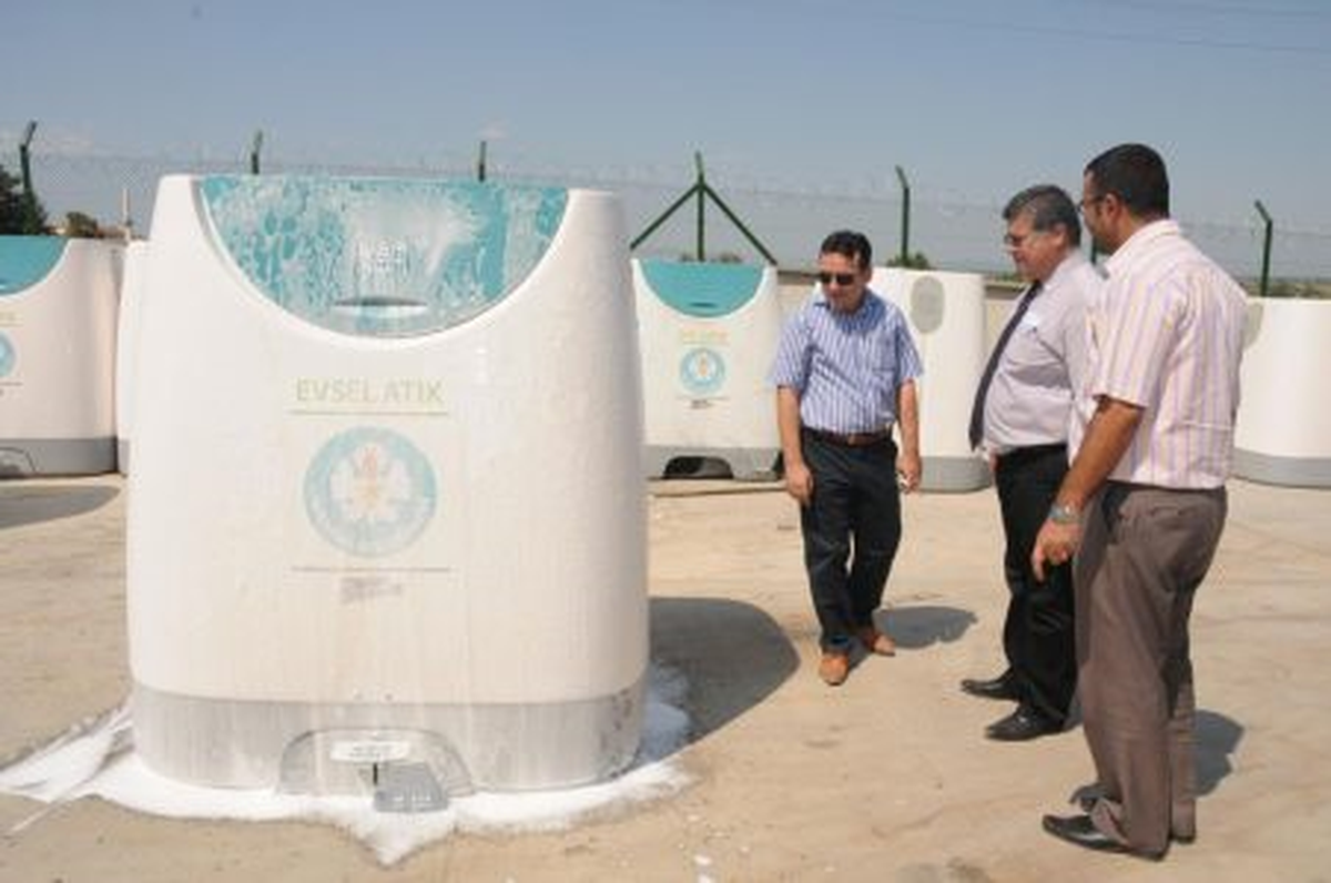 Çöp Konteynerleri Dezenfekte Ediliyor