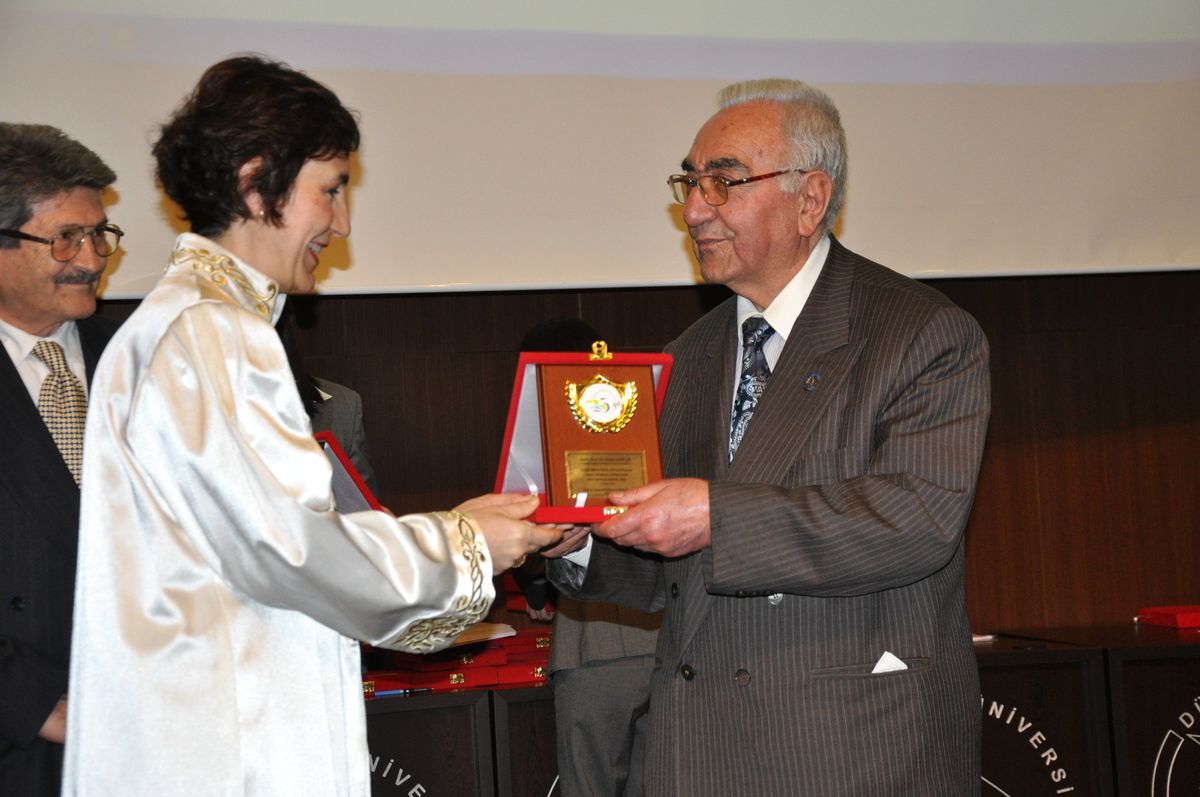 Düzce Üniversitesi\'nden Prof. Dr. Doğan Çağlar\'a Başsağlığı Mesajı