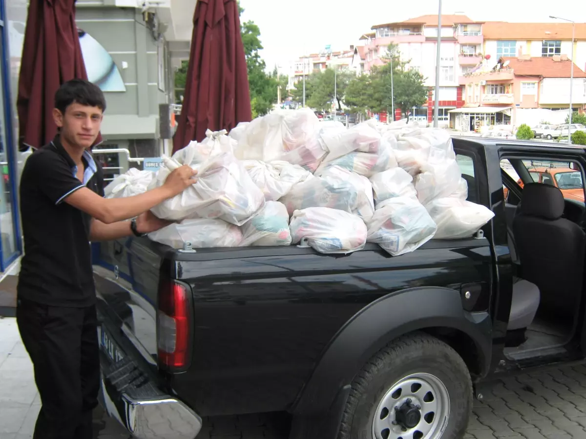 Gediz Tso ve TOBB\'dan 513 Aileye Gıda Yardımı