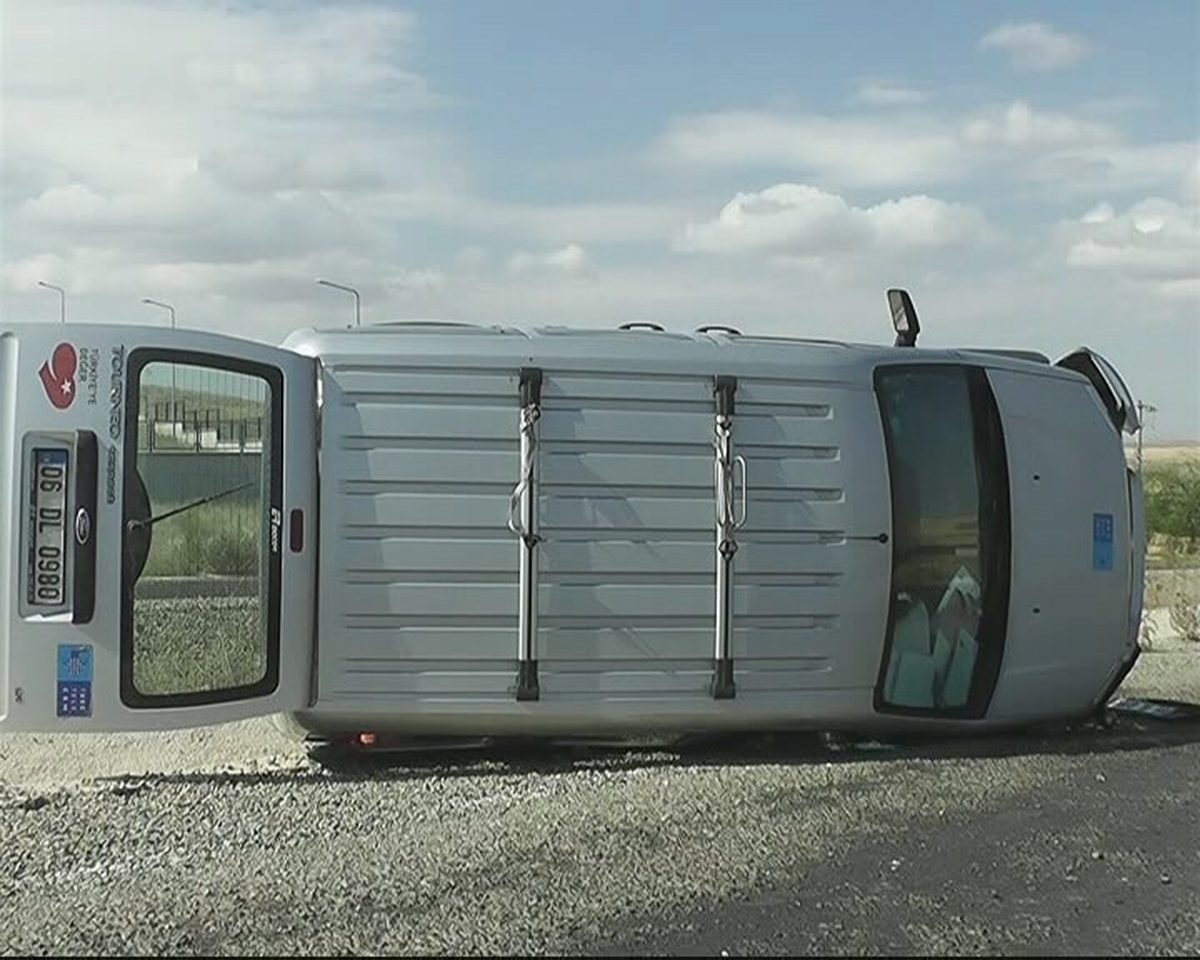 Kırşehir\'de Trafik Kazası: 2 Yaralı