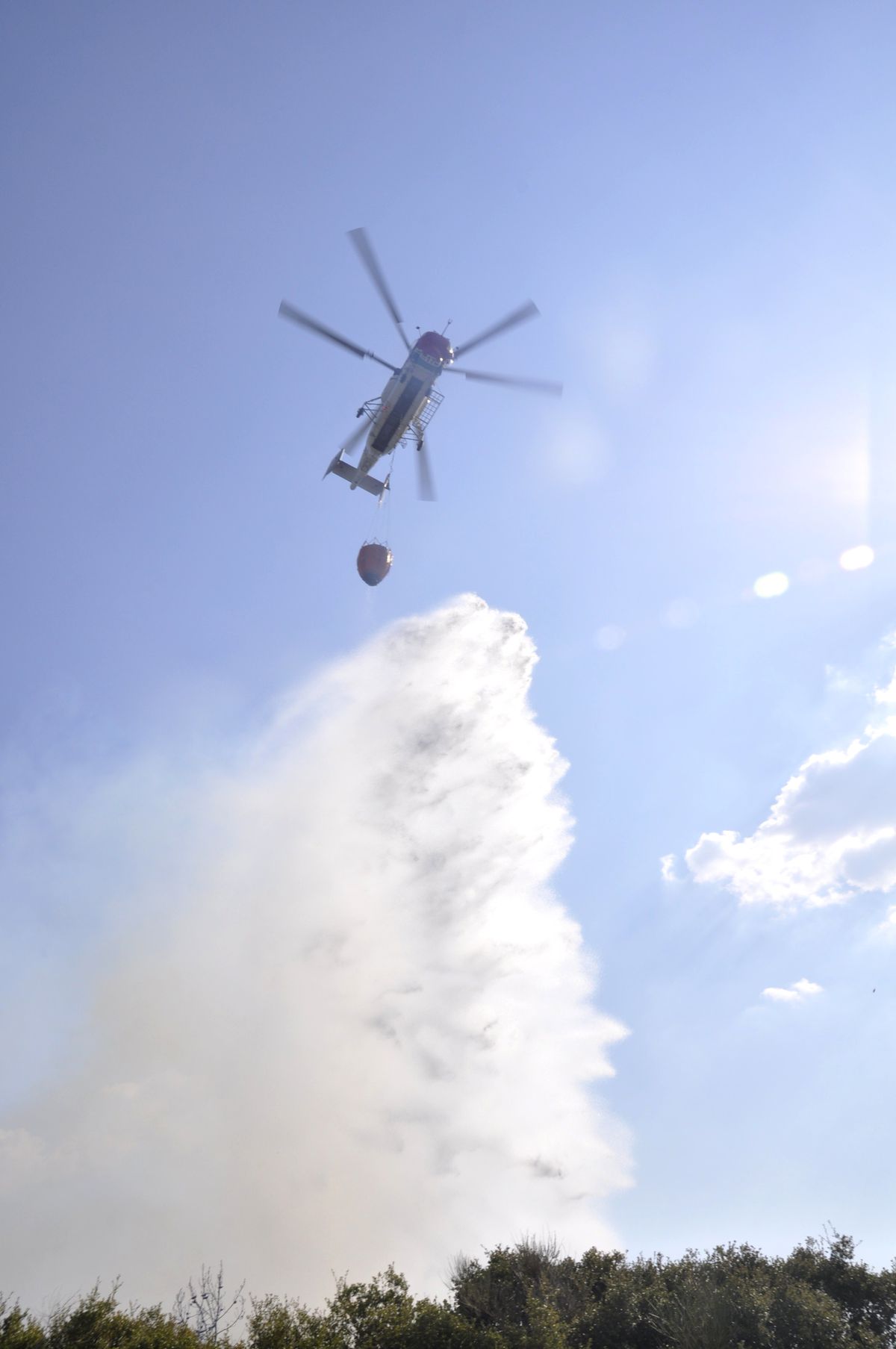 Kuşadası'nda Örtü Yangını