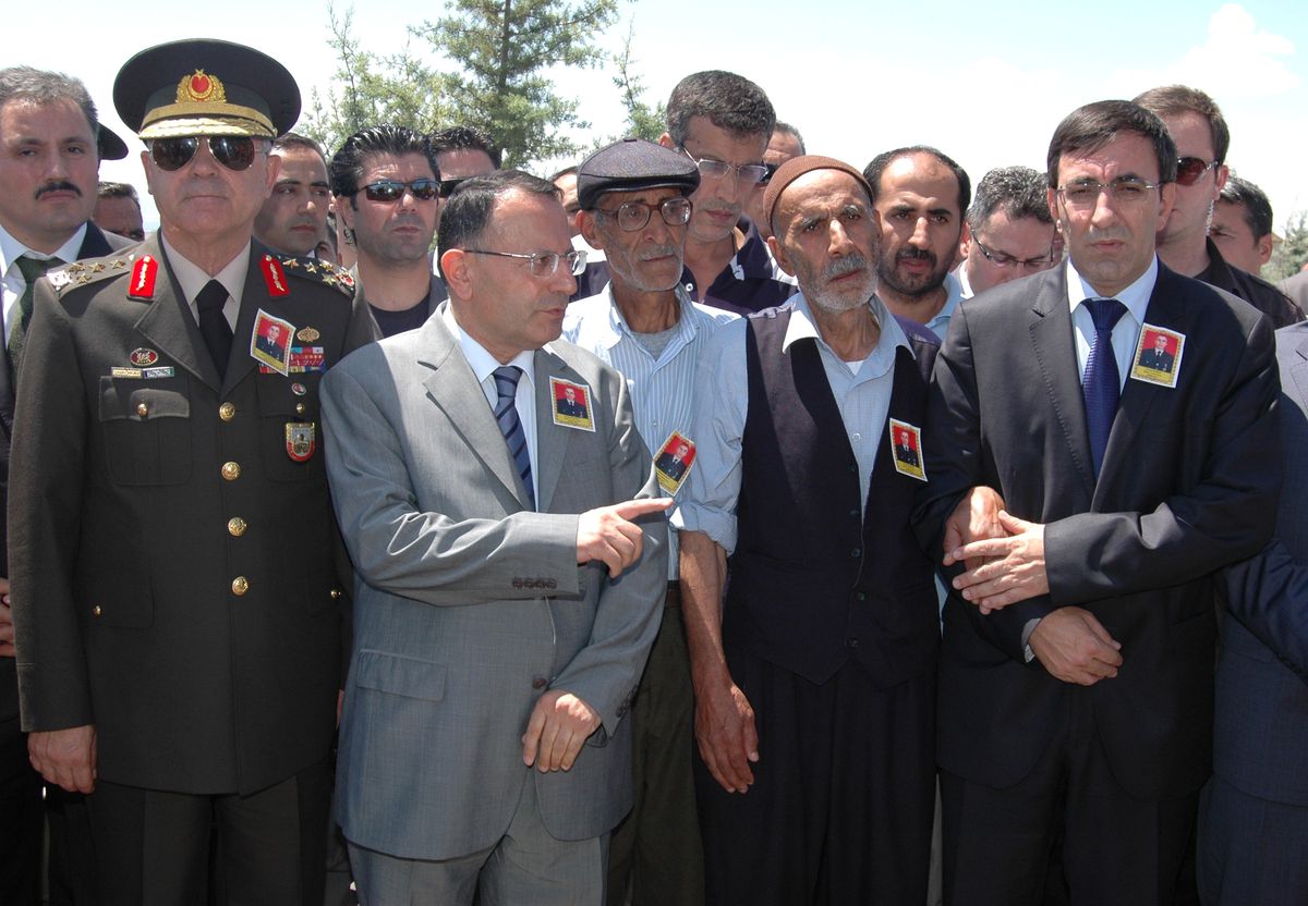 Malatya Şehidine Ağladı