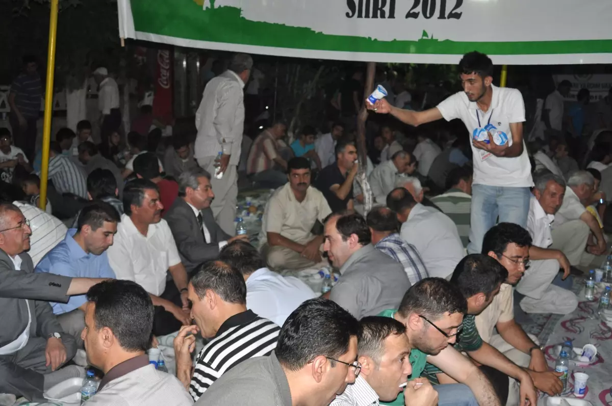 Mavi Marmara'da Ölen Bilgen Anısına İftar Yemeği