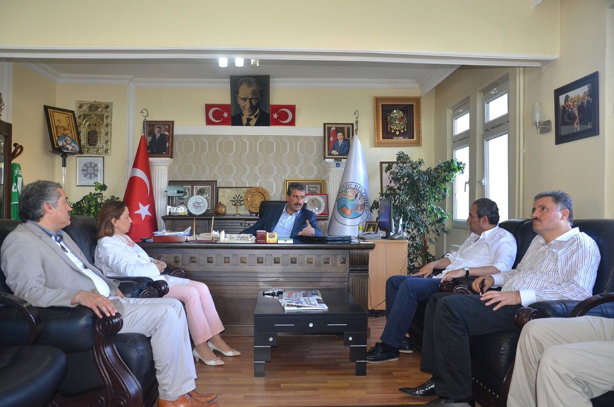 Milletvekili Mahir Ünal, Darende Belediyesini Ziyaret Etti