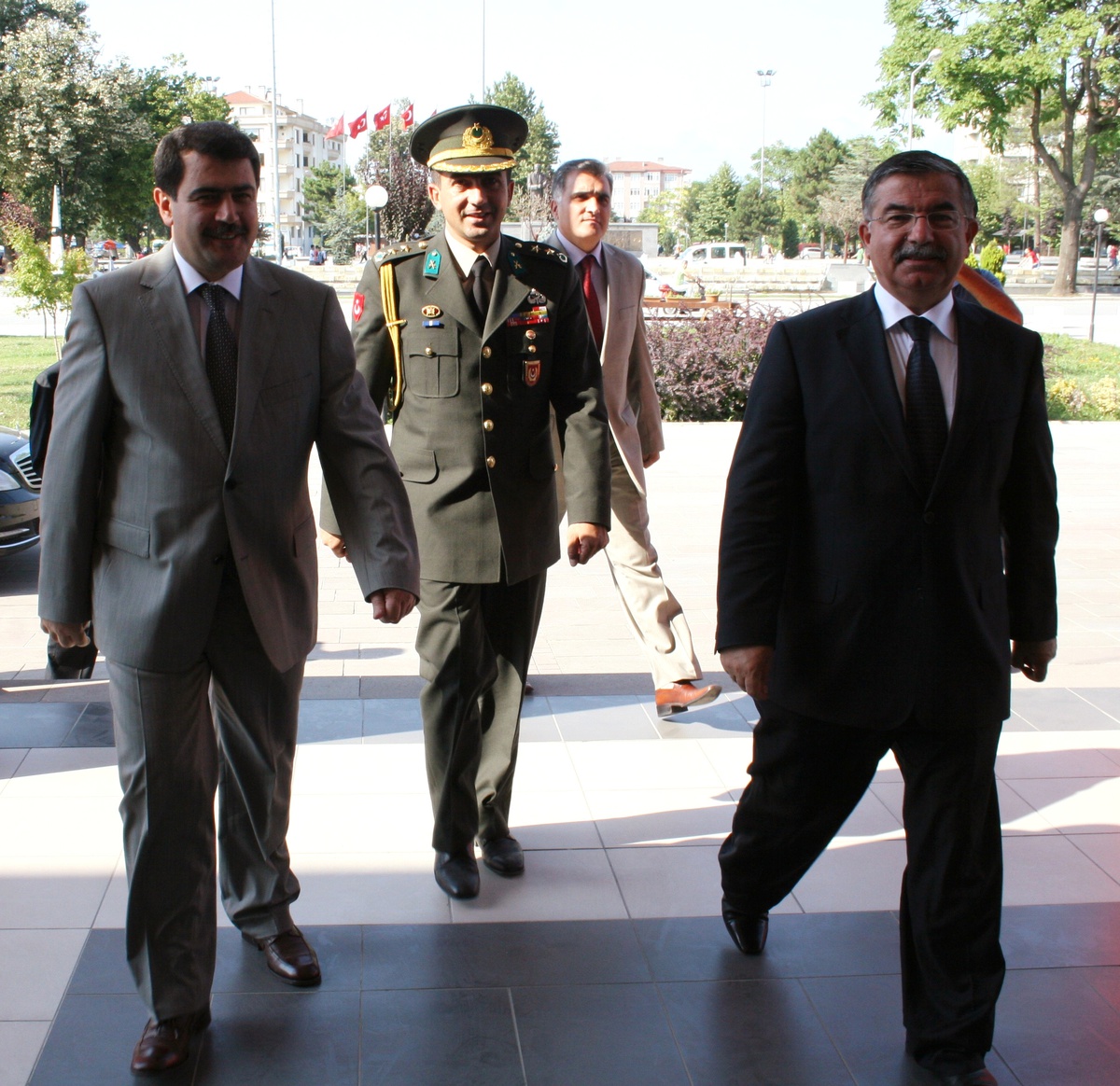 Milli Savunma Bakanı İsmet Yılmaz Açıklaması