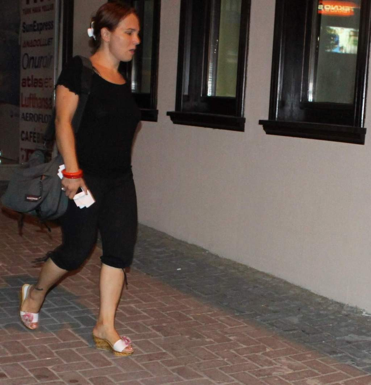 Öykü\'ye Satırla Saldırdılar