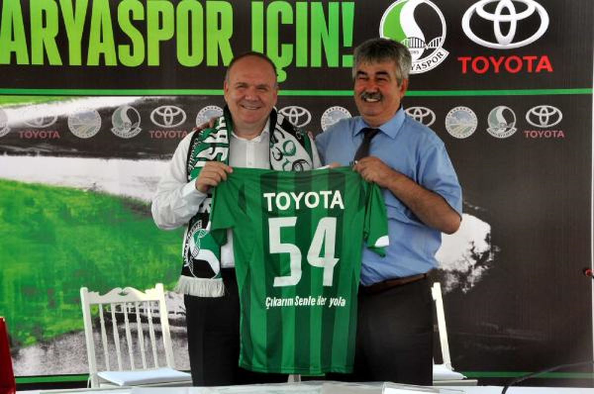 Toyota\'dan Sakaryaspor\'a Sponsor Desteği