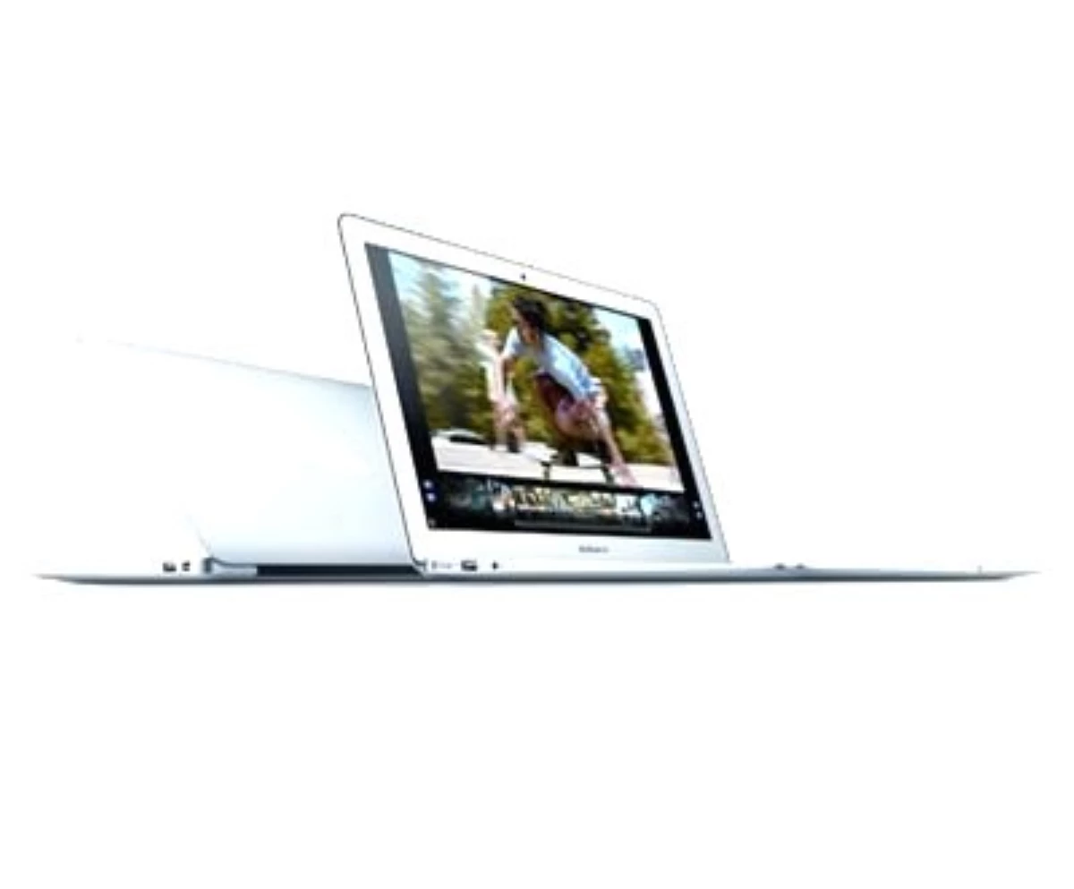 Yeni Macbook Pro ve Yenilenen Macbook Air Satışta!