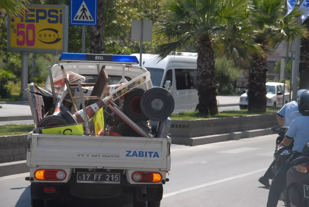 Zabıtadan Tabela Operasyonu