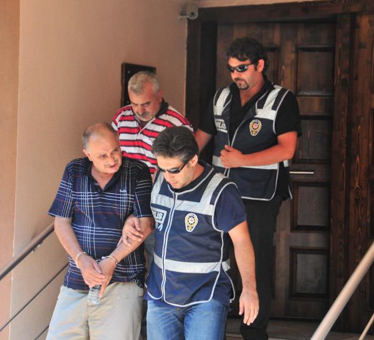 10 Bin 200 Ecstasy Hapı İzmir\'e Sokamadılar