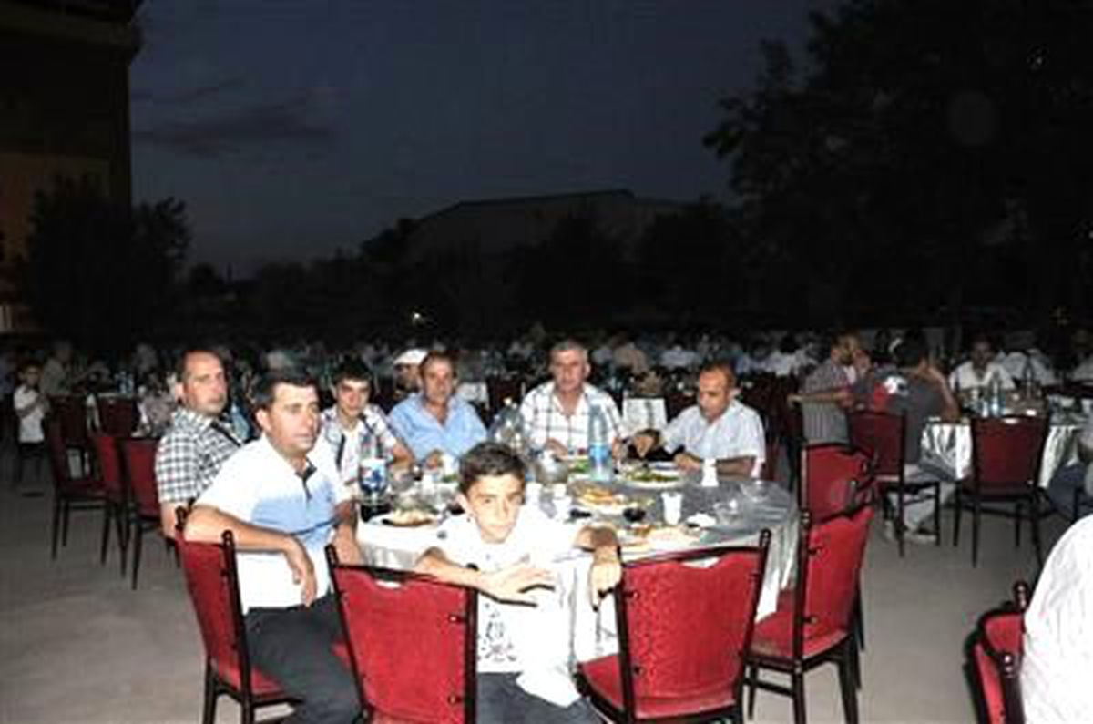 Bağlar Personeli İftar Yemeğinde Buluştu