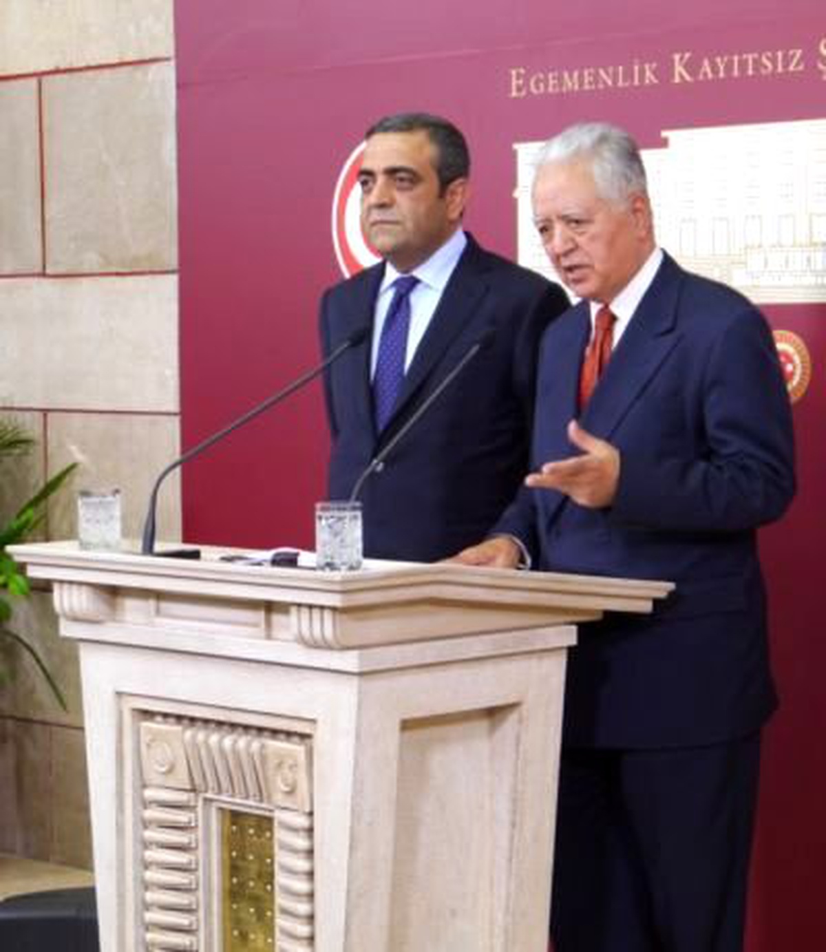 Chp\'li Loğoğlu: "Pkk Ne Yaparsa Yapsın Kaybetmeye Mahkumdur"