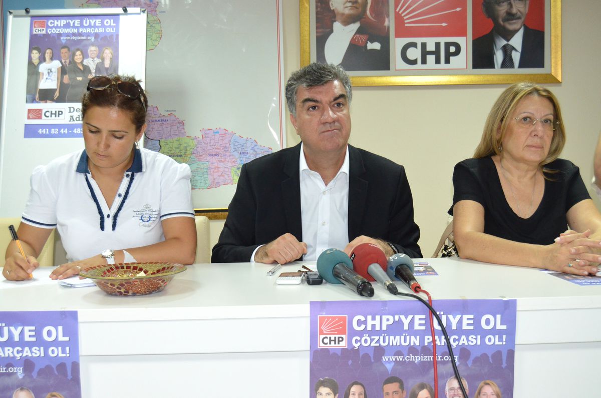 "Chp\'ye Üye Ol Çözümün Bir Parçası Ol" Projesi