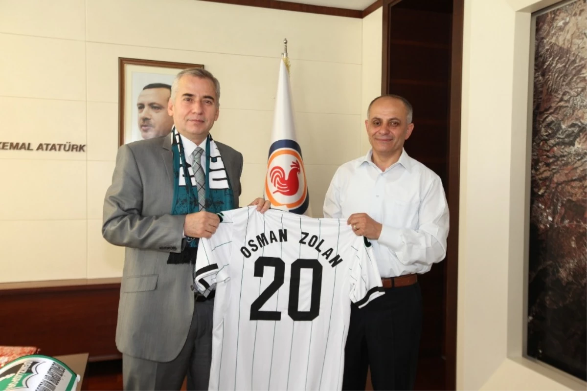 Denizlispor Yönetiminden Başkan Zolan\'a Ziyaret