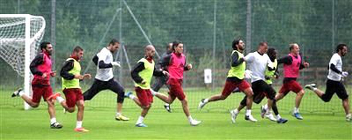 Gaziantepspor Avusturya Kapmındaki Son İdmanını Sağanak Yağış Altında Yaptı