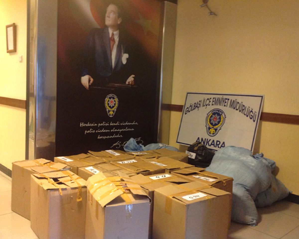 Gölbaşı\'nda Kaçak Sigara Operasyonu