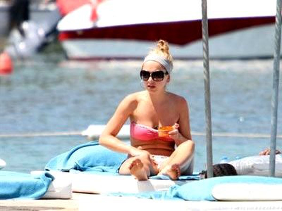 Hadise 13 Günde Eridi