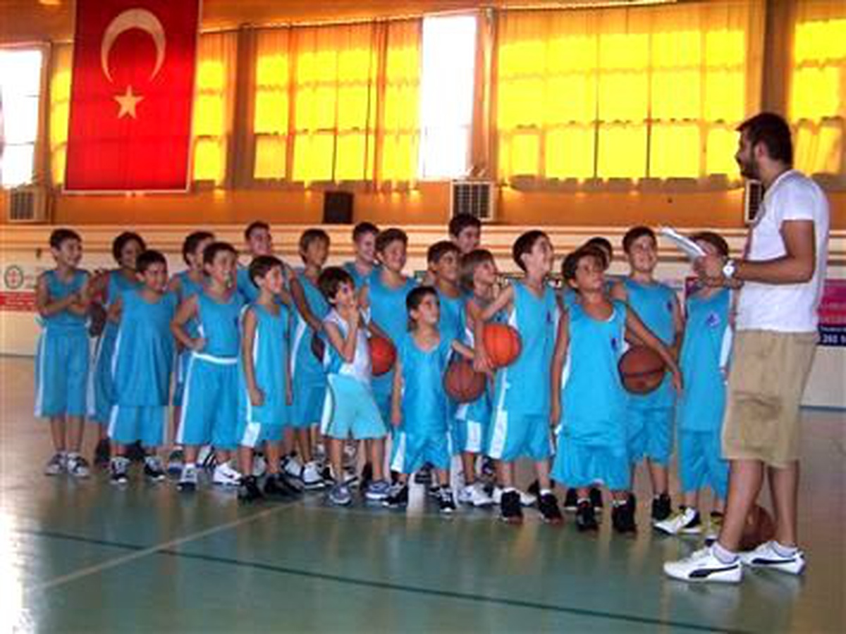 Hem Kur\'an Öğreniyorlar Hem Spor Yapıyorlar