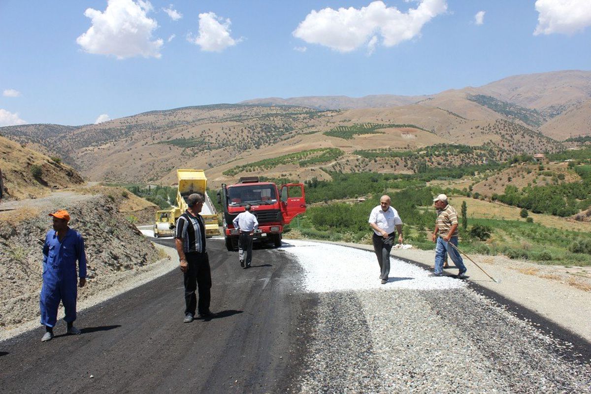 Kubbe Dağına Alternatif Yolun Pütürge Kısmı Asfaltlandı