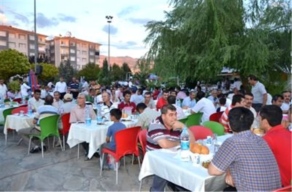 Malatya Belediyesi Esenlik Çalışanları İftarda Buluştu