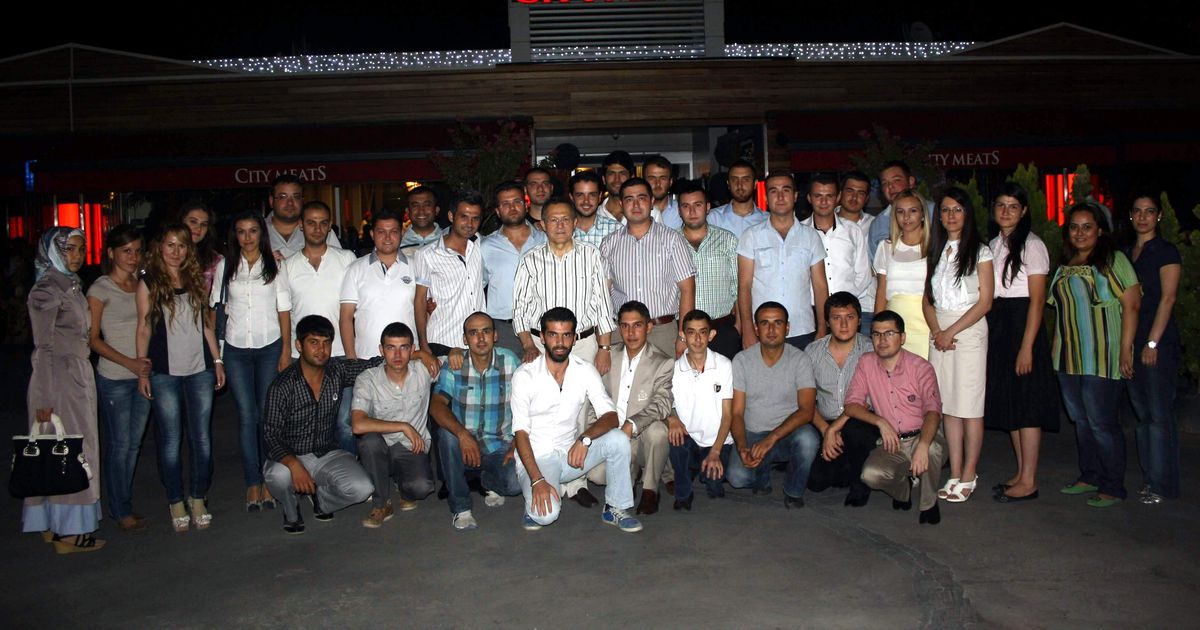 Milletvekili Uğur Gençlik Kollarına İftar Verdi