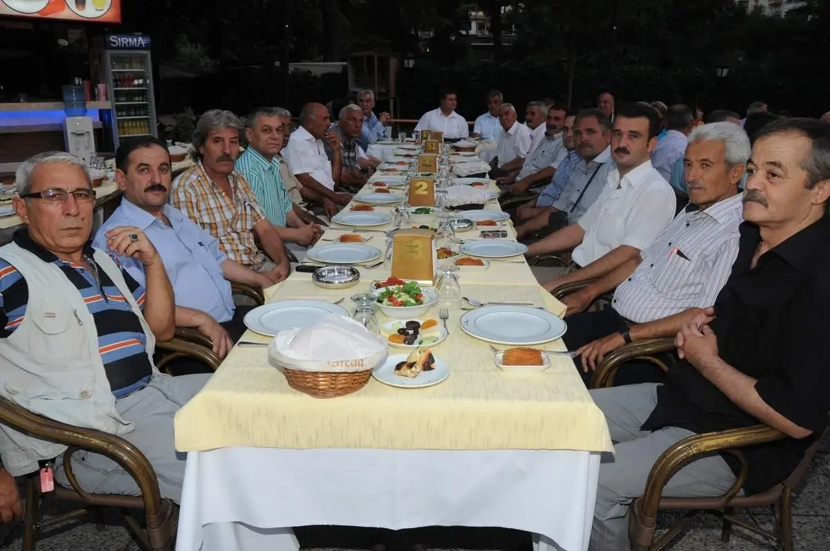 Muhtarlar İftarda Bir Araya Geldi