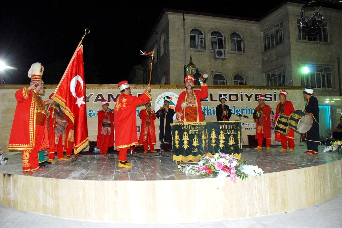 Ramazan Akşamı Mehteran ile Şenlendi