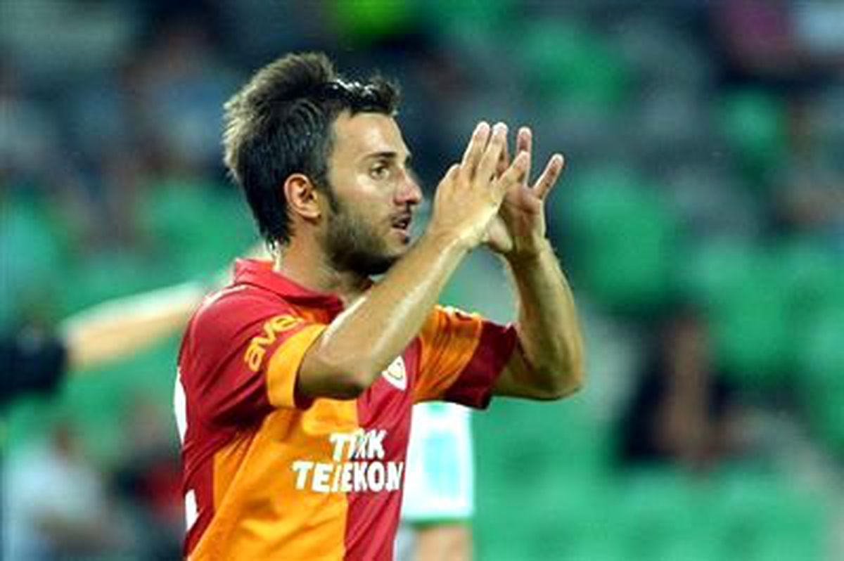 Riera\'nın 10\'da 1\'ini Kazanıyor Ama...