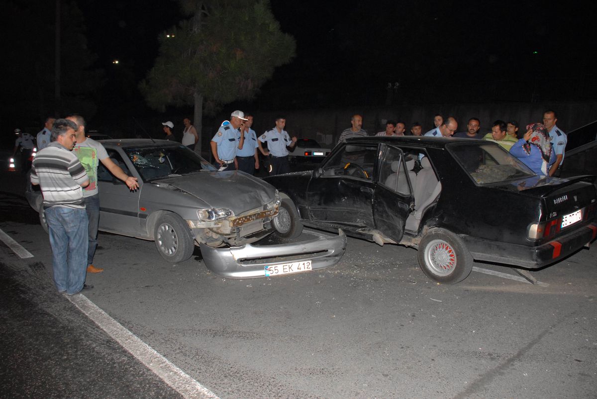 Samsun\'da Trafik Kazası: 9 Yaralı