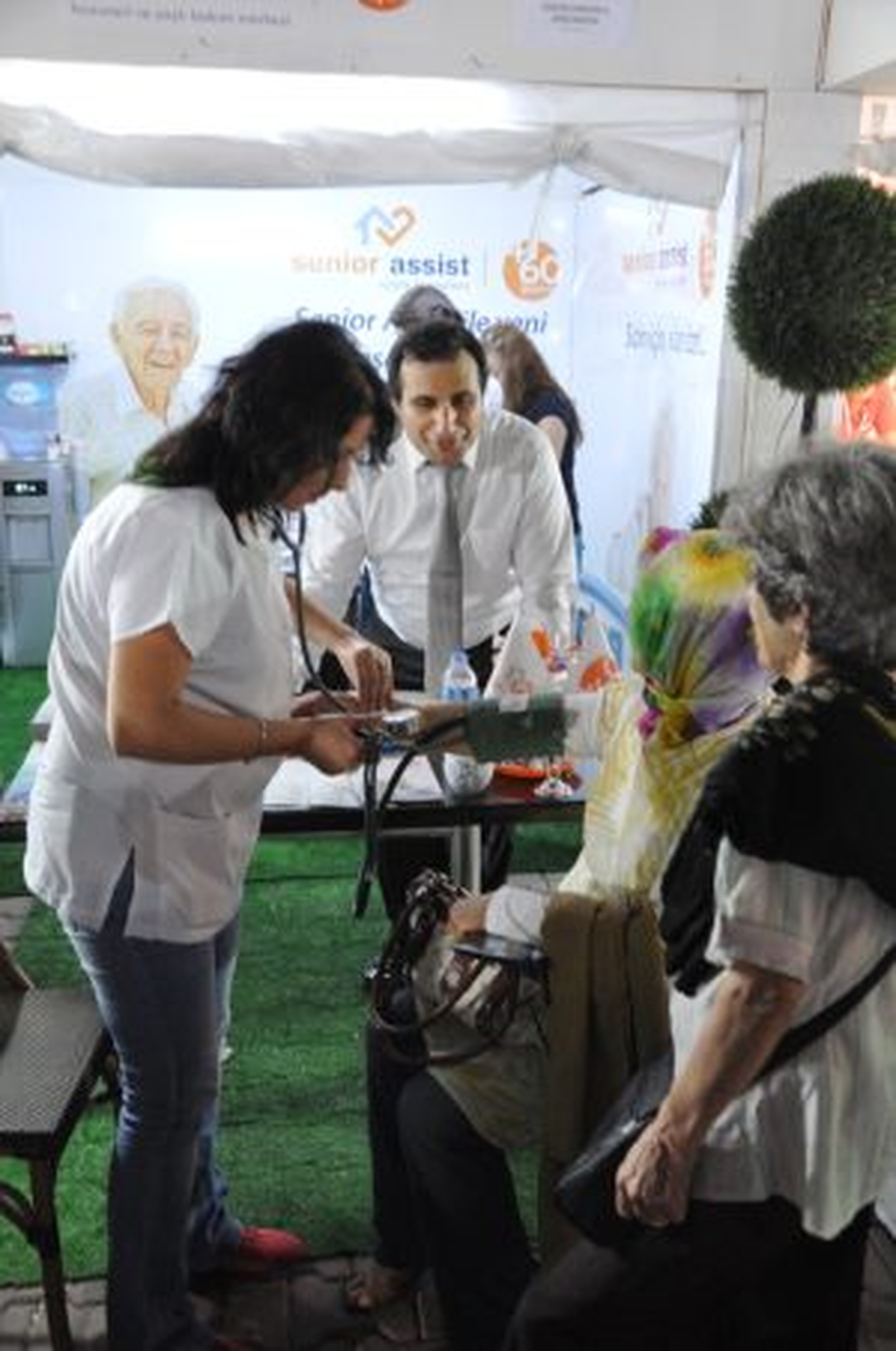 Senior Assist +60 Yaşam Evleri Ekibi