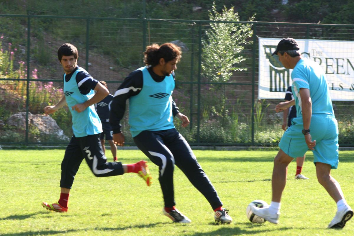 Diyarbakır Büyükşehir Belediyespor Çalışmaları Devam Ediyor
