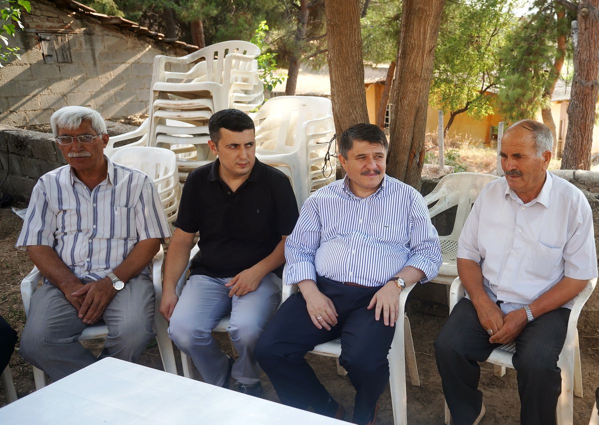 Tanrıverdi, Şehit Ailesini Ziyaret Etti
