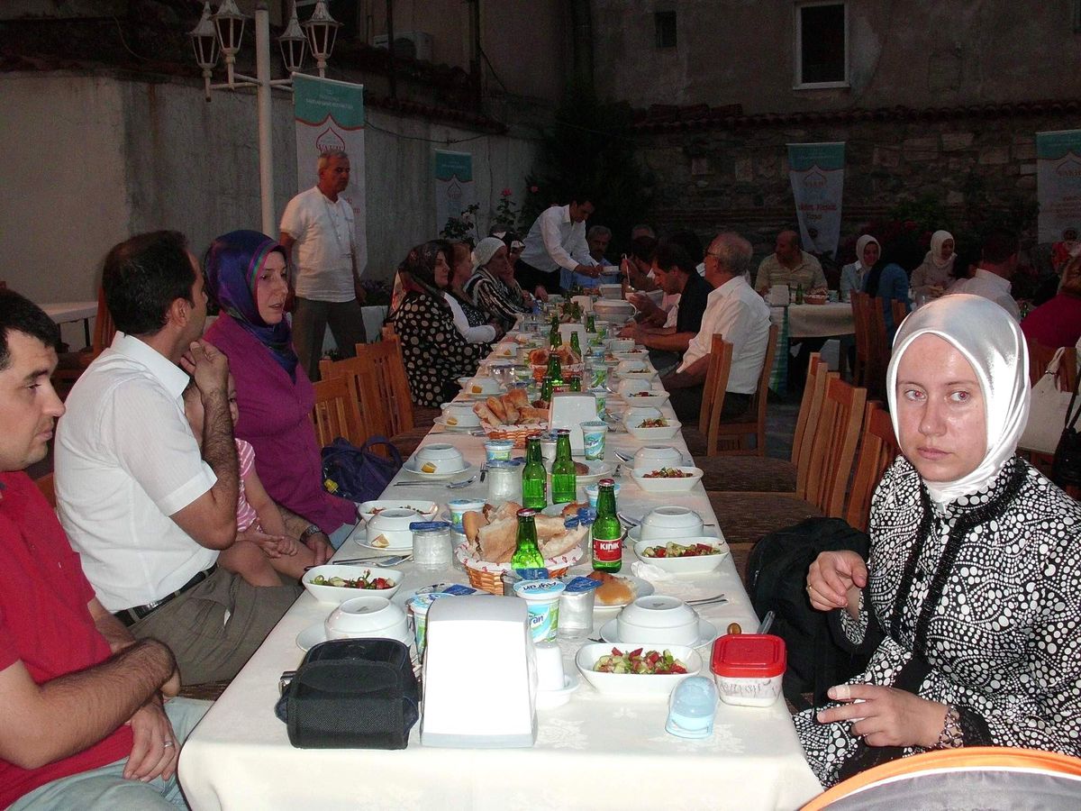 Vakıflar Bölge Müdürlüğü Personeli İftarda Buluştu