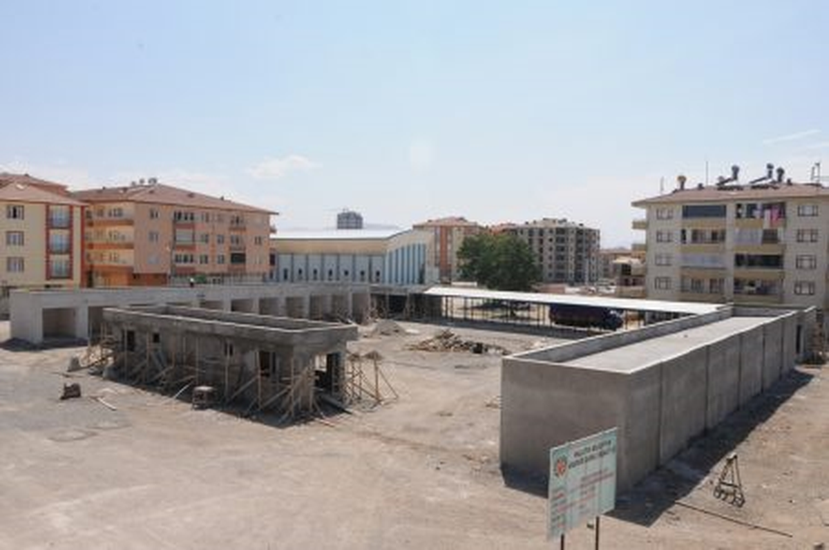 Yeni Arapgir Garajı İnşaatı Hızla Devam Ediyor