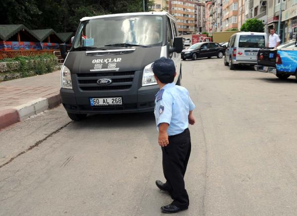 98 Santimetre Boyunda Zabıta